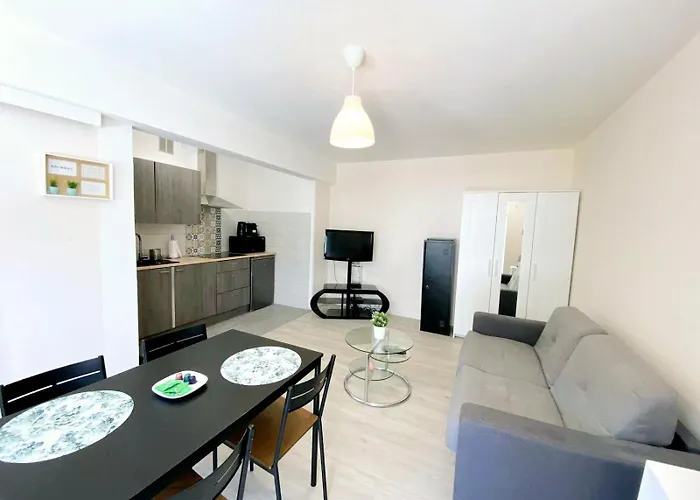 Bel Air - Studio, Proche Centre, Wifi, Climatisation