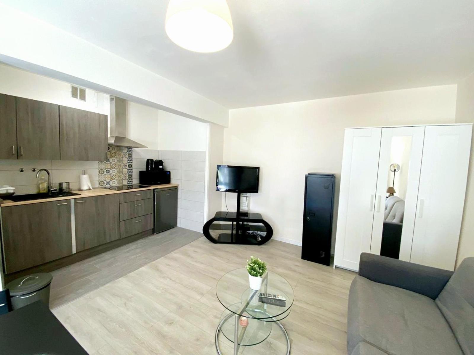 Bel Air - Studio, Proche Centre, Wifi, Climatisation Apartment Antibes